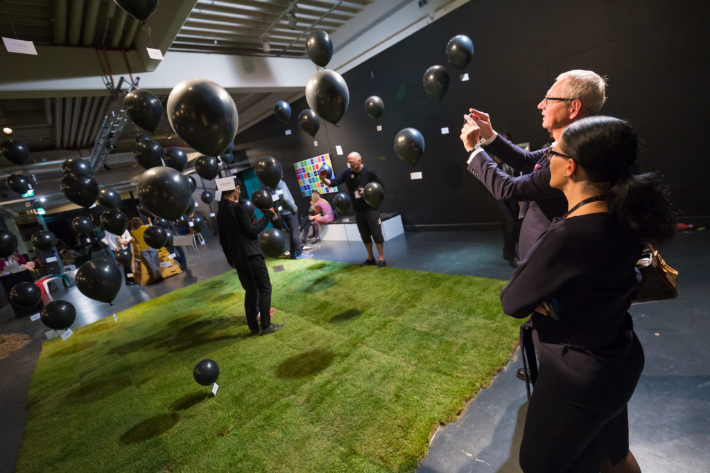 20 Jahre Netural Ausstellung LOVE